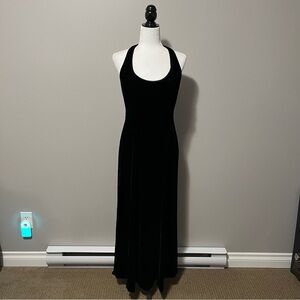 Ralph Ralph Lauren Elegant Black Velvet Halter Gown
